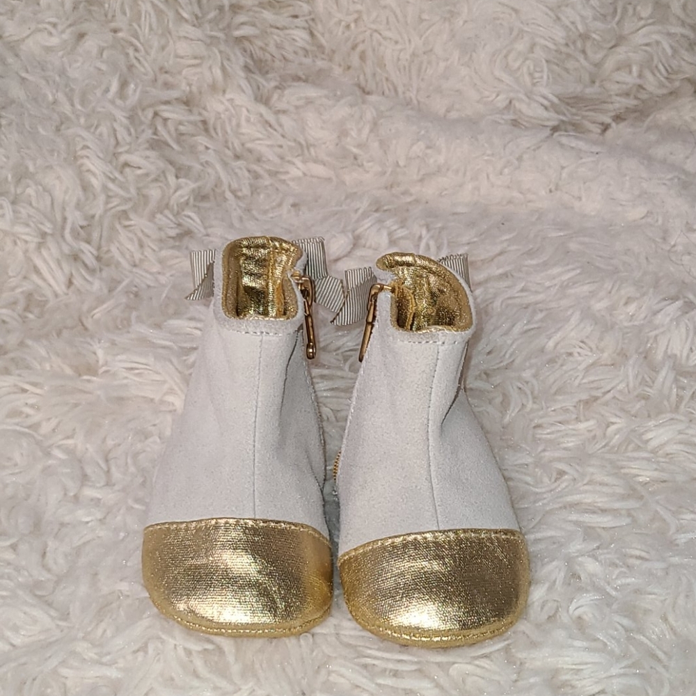 Juicy  couture ankle sofy boots.